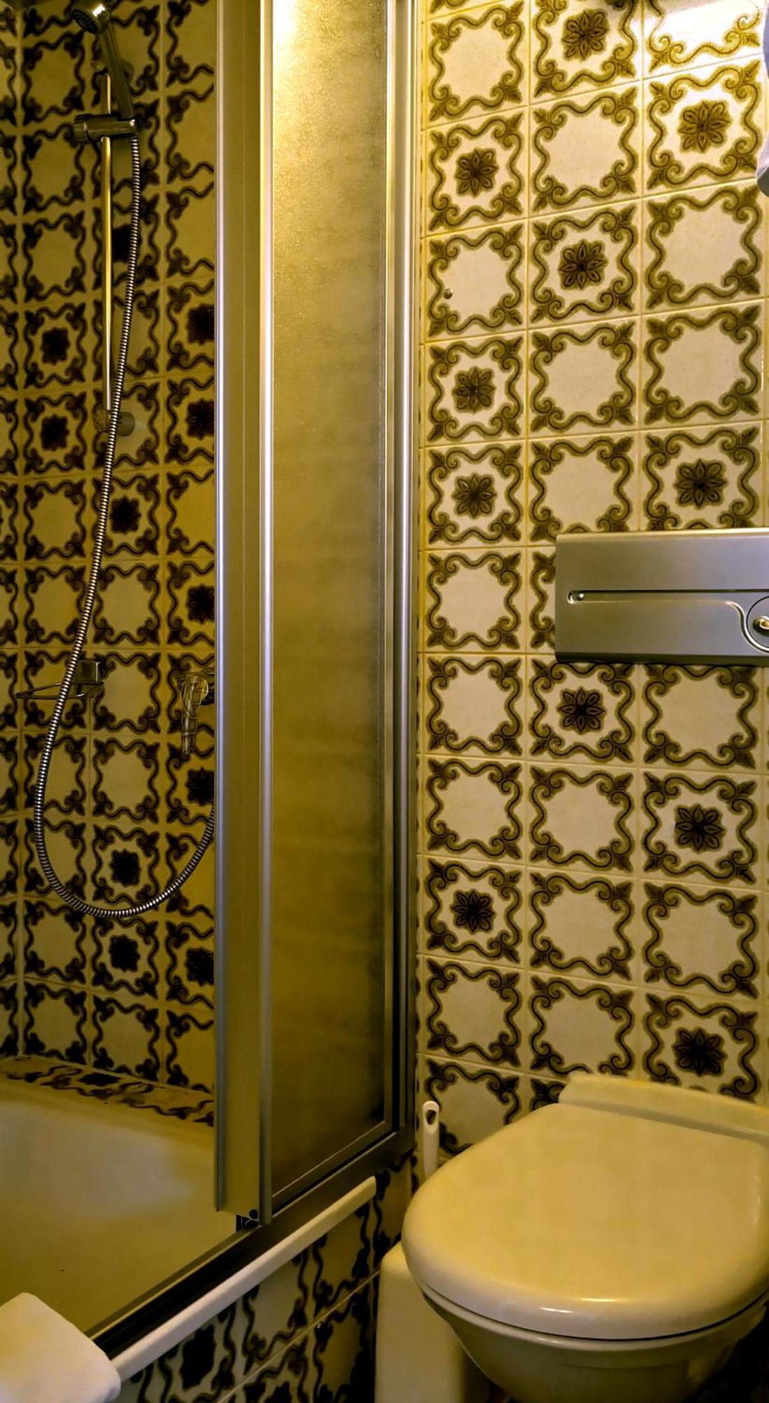 Hotel-Restaurant Bellevue Flims Extérieur photo