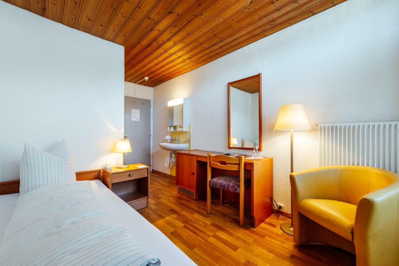 Hotel-Restaurant Bellevue Flims Extérieur photo